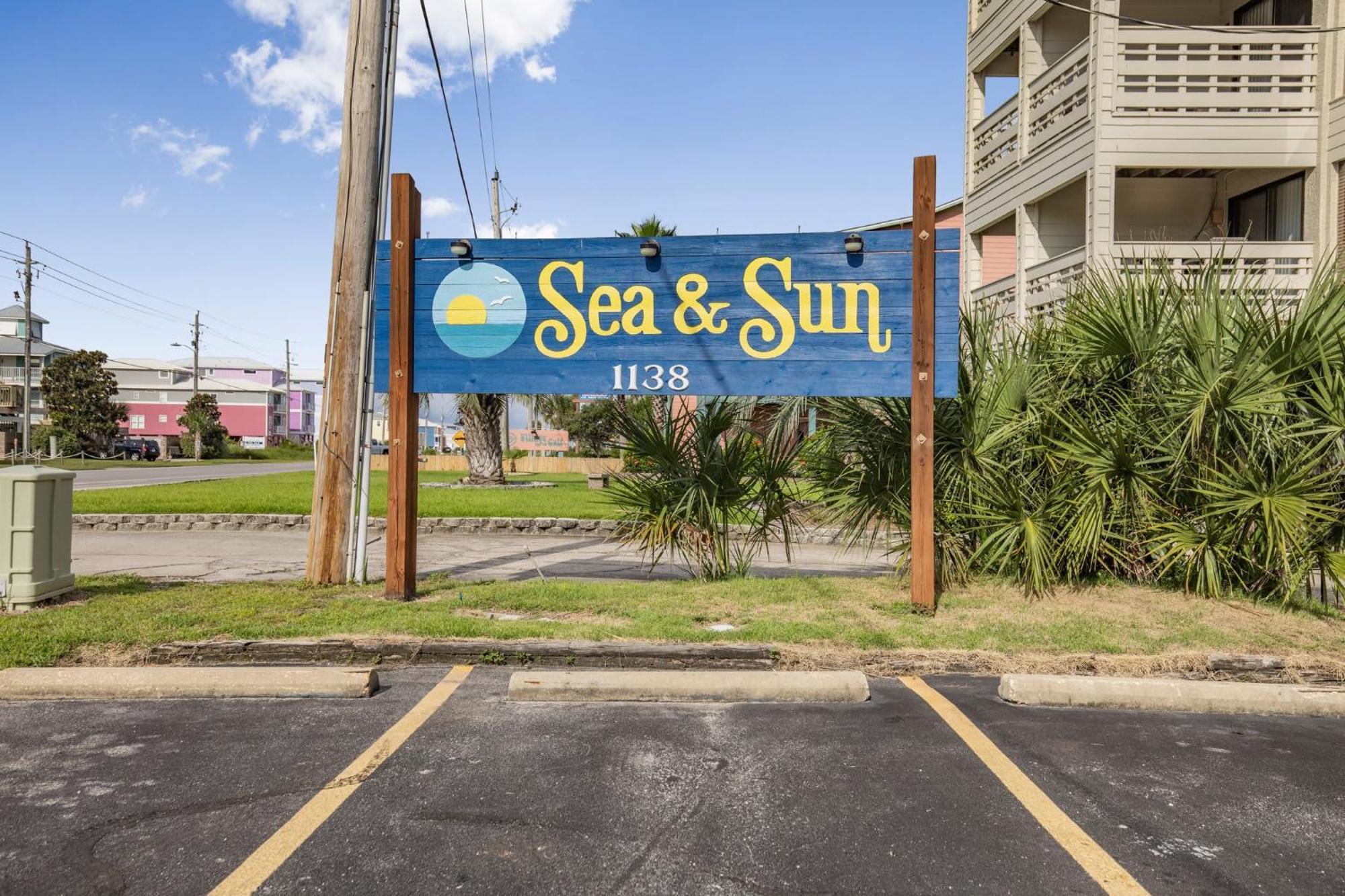 Sea & Sun 204 By Vacation Homes Collection 굴프 쇼어스 외부 사진